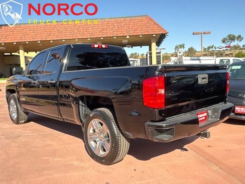 Used 2018 Chevrolet Silverado 1500 Custom image 6