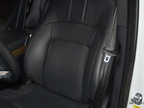 Used 2018 Land Rover Range Rover HSE image 17