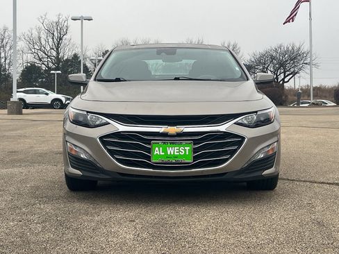 Used 2023 Chevrolet Malibu LT image 3