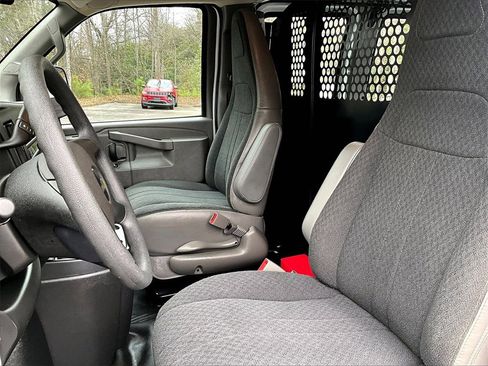 Certified 2023 Chevrolet Express 2500 w/ Driver Convenience Package image 21