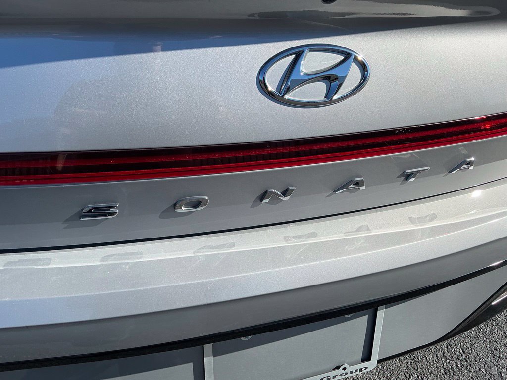 Certified 2023 Hyundai Sonata SEL w/ Convenience Package FWD image 10