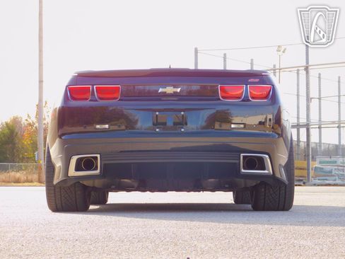 Used 2011 Chevrolet Camaro SS image 19