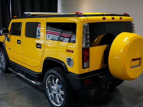 Used 2005 HUMMER H2 w/ Preferred Equipment Group image 39