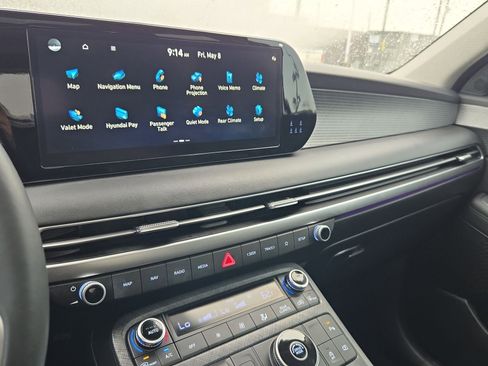 Used 2024 Hyundai Palisade Limited FWD image 24