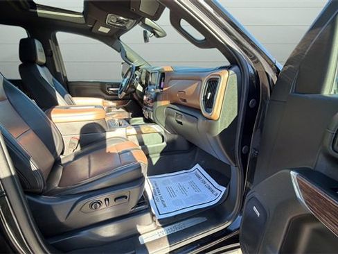 Used 2021 Chevrolet Silverado 3500 High Country image 22