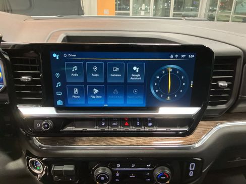 Used 2024 Chevrolet Silverado 2500 LT image 20