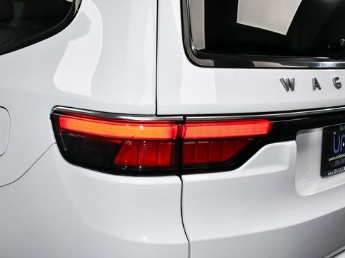 Used 2022 Jeep Wagoneer Series III w/ Premium Group I image 87