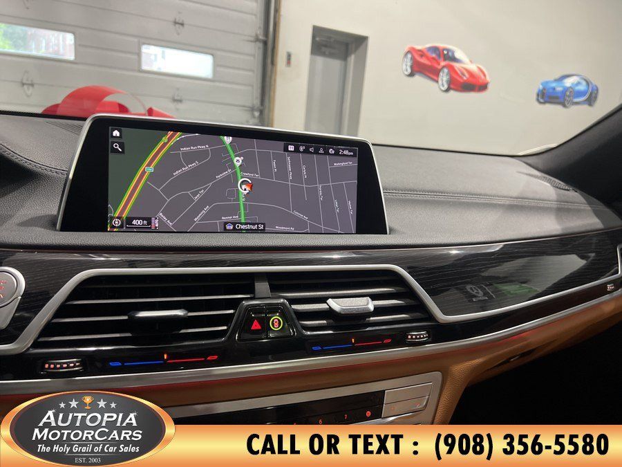 Used 2022 BMW 740i w/ M Sport Package RWD image 38