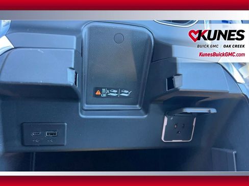 New 2026 GMC Sierra 1500 Elevation w/ Elevation Premium Package AWD/4WD image 23