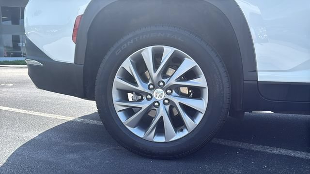 Used 2025 Buick Enclave Preferred FWD image 9