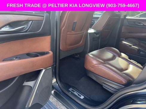 Used 2019 Cadillac Escalade Premium Luxury RWD image 12