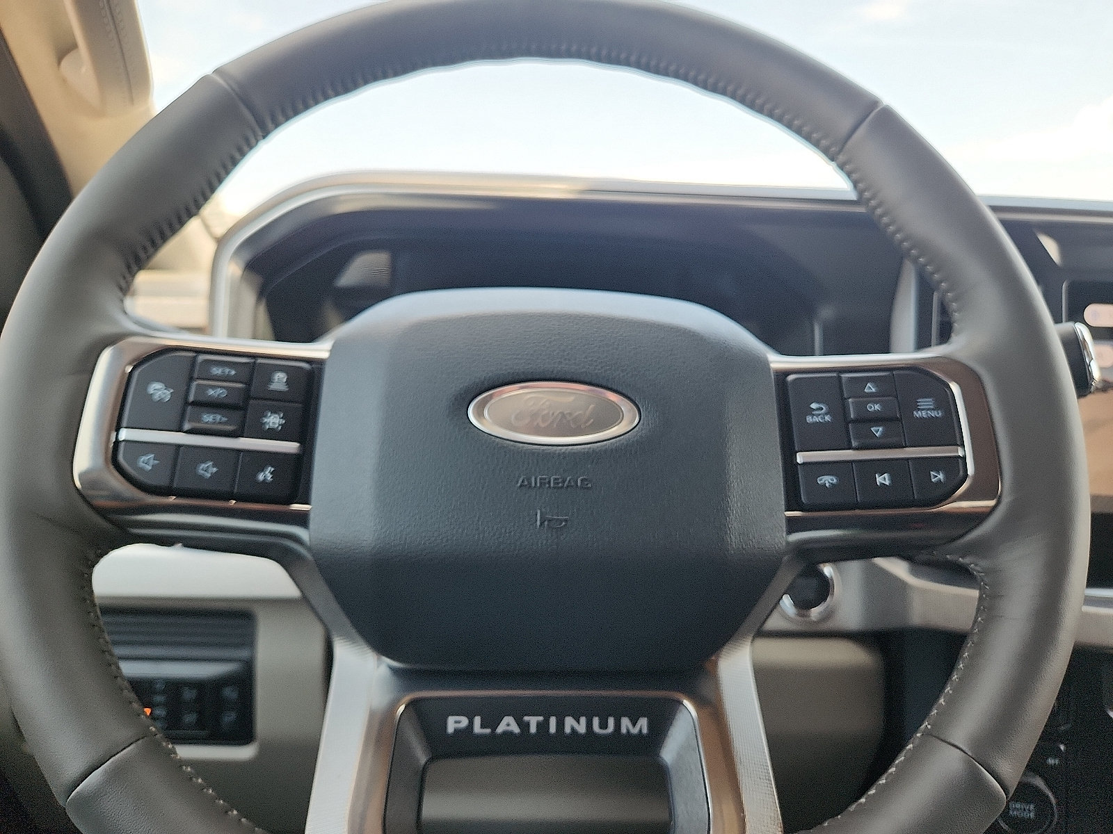 New 2026 Ford F250 Platinum w/ Platinum Plus Package AWD/4WD image 19