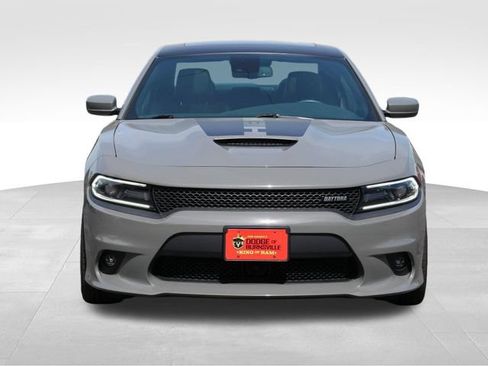 Used 2017 Dodge Charger R/T RWD image 2