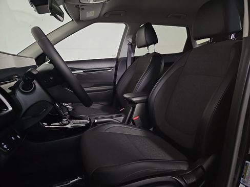 Used 2025 Kia Seltos S FWD image 14