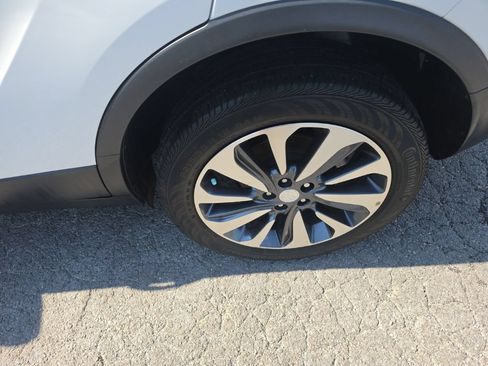 Used 2022 Buick Encore Preferred FWD image 13