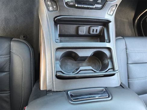 Used 2019 GMC Yukon Denali w/ Denali Ultimate Package image 25