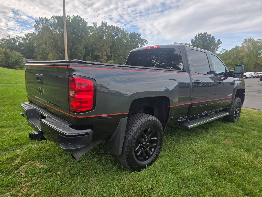 Used 2016 Chevrolet Silverado 2500 LT w/ Midnight Edition AWD/4WD image 7