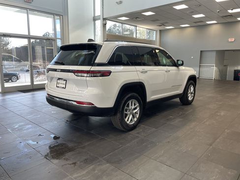 New 2025 Jeep Grand Cherokee Laredo X w/ Luxury Tech Group I image 12