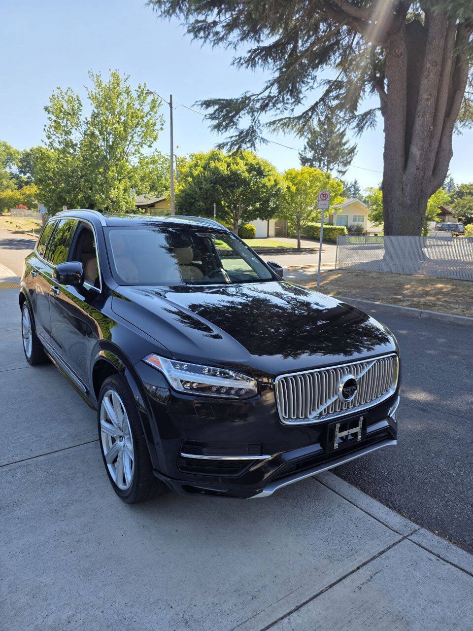 Used 2016 Volvo XC90 T6 Inscription AWD/4WD image 3