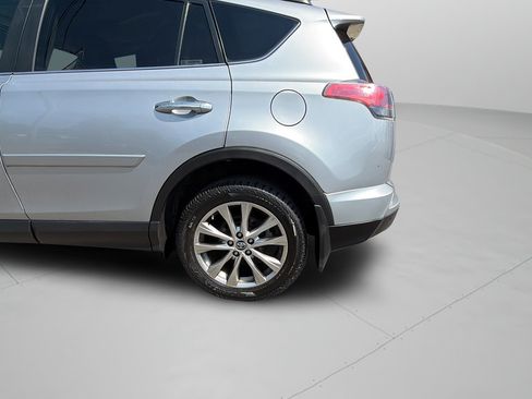 Used 2018 Toyota RAV4 Limited w/ Advanced Technology Package AWD/4WD image 36