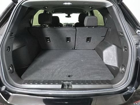 Used 2022 Chevrolet Equinox LS FWD image 29