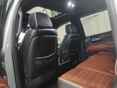 Used 2023 GMC Sierra 1500 Denali Ultimate image 24