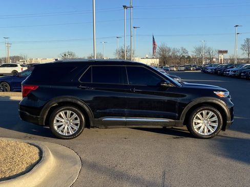 Used 2020 Ford Explorer Limited w/ Class III Trailer Tow Package image 8