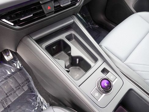 New 2026 Volkswagen Tiguan SE R-Line image 21