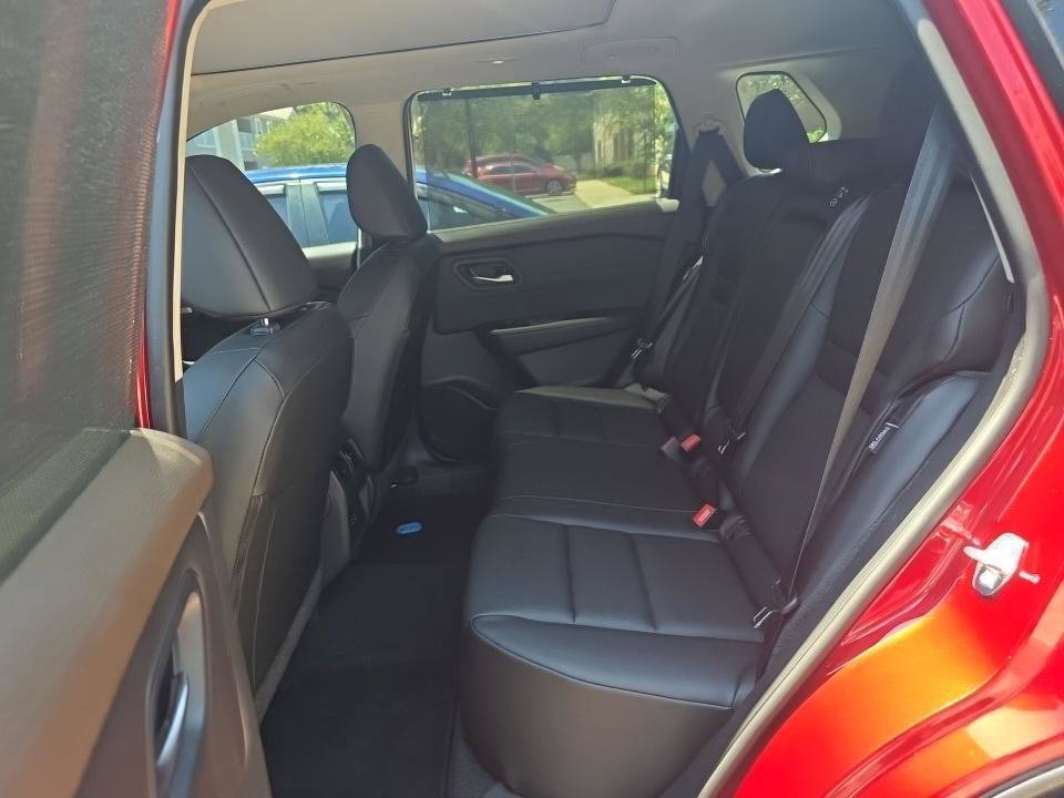 Certified 2023 Nissan Rogue SV w/ SV Premium B Package FWD image 37