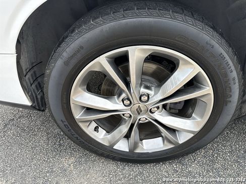 Used 2020 Dodge Challenger GT w/ Driver Convenience Group AWD/4WD image 11