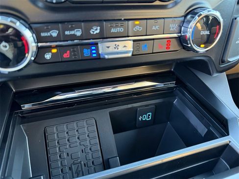 New 2026 Ford F350 Lariat w/ Lariat Premium Package image 28