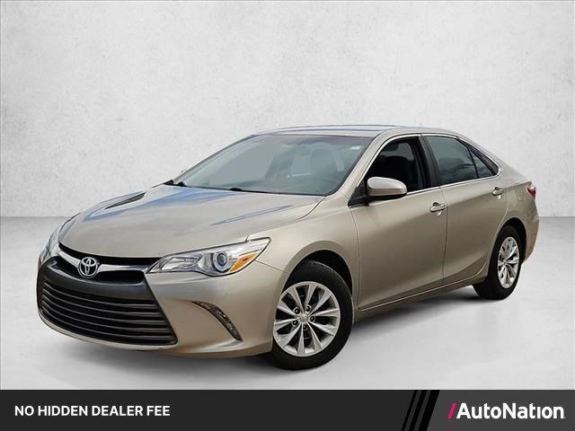Used 2015 Toyota Camry LE FWD image 1