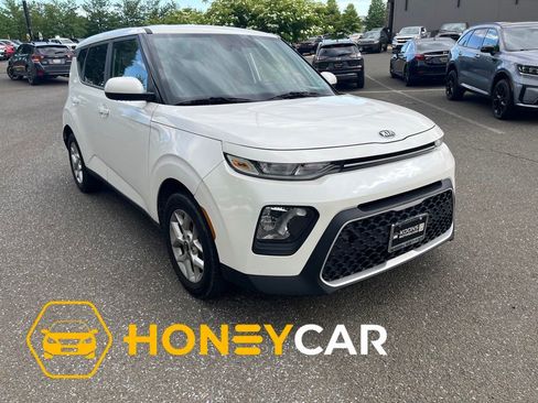 Used 2021 Kia Soul S FWD image 1
