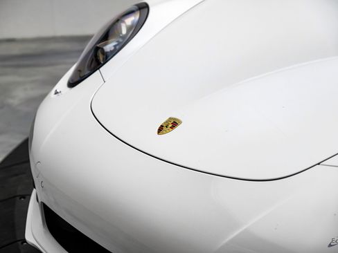 Used 2016 Porsche 911 Turbo S AWD/4WD image 36