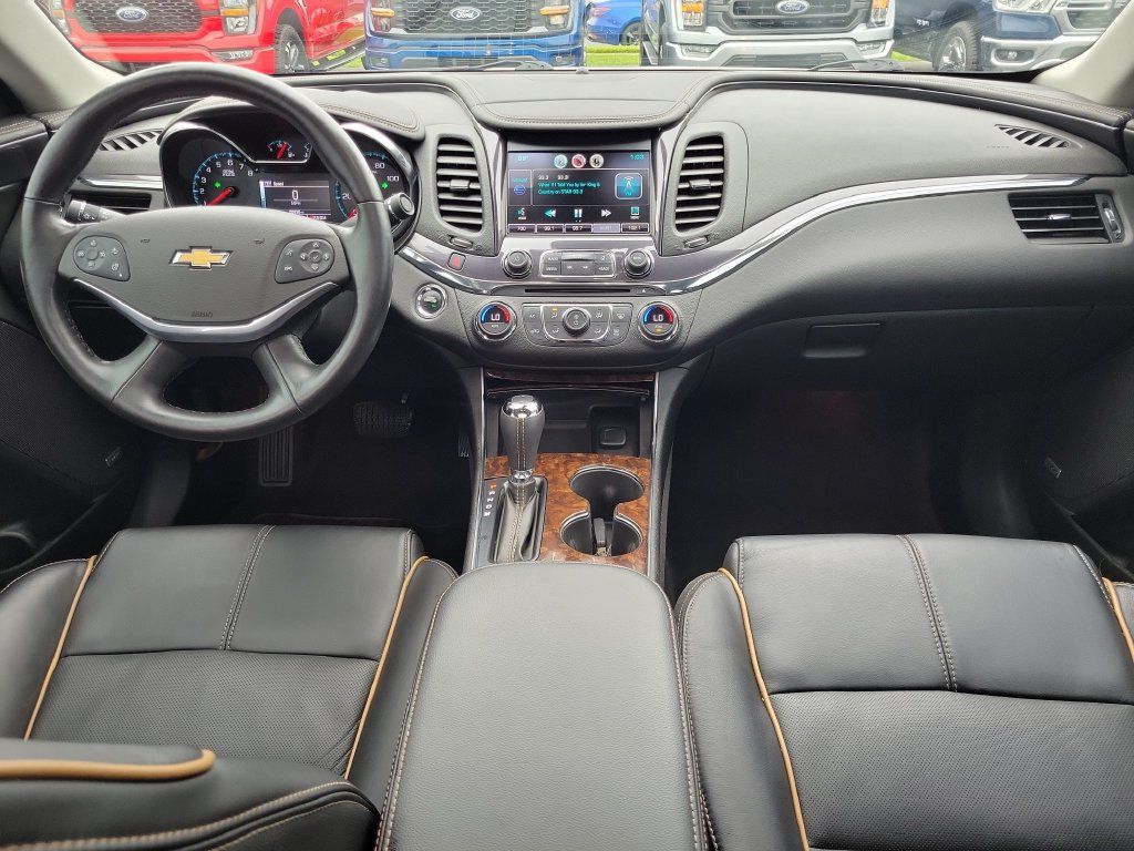 Used 2015 Chevrolet Impala LTZ FWD image 11