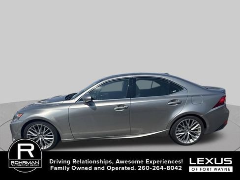Used 2014 Lexus IS 250 AWD w/ Navigation Package image 9