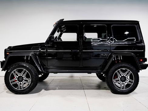 Used 2017 Mercedes-Benz G 550 Squared image 7