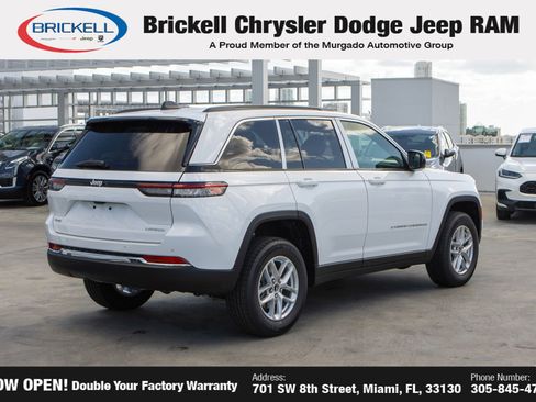 New 2025 Jeep Grand Cherokee Laredo X image 5