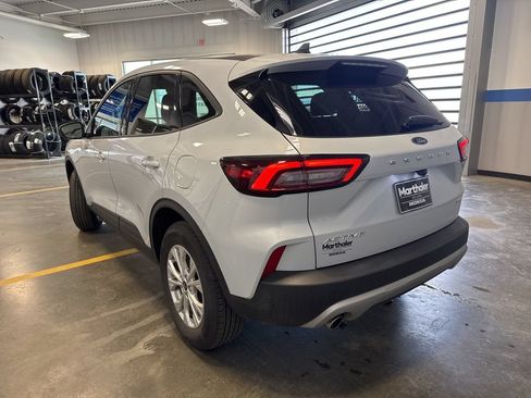 Used 2025 Ford Escape Active AWD/4WD image 7