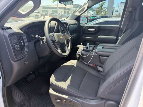 Used 2024 Chevrolet Silverado 1500 Custom image 10