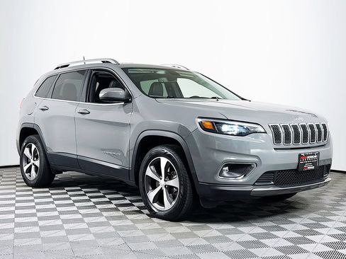 Used 2020 Jeep Cherokee Limited AWD/4WD image 1
