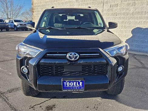 Used 2024 Toyota 4Runner SR5 image 9