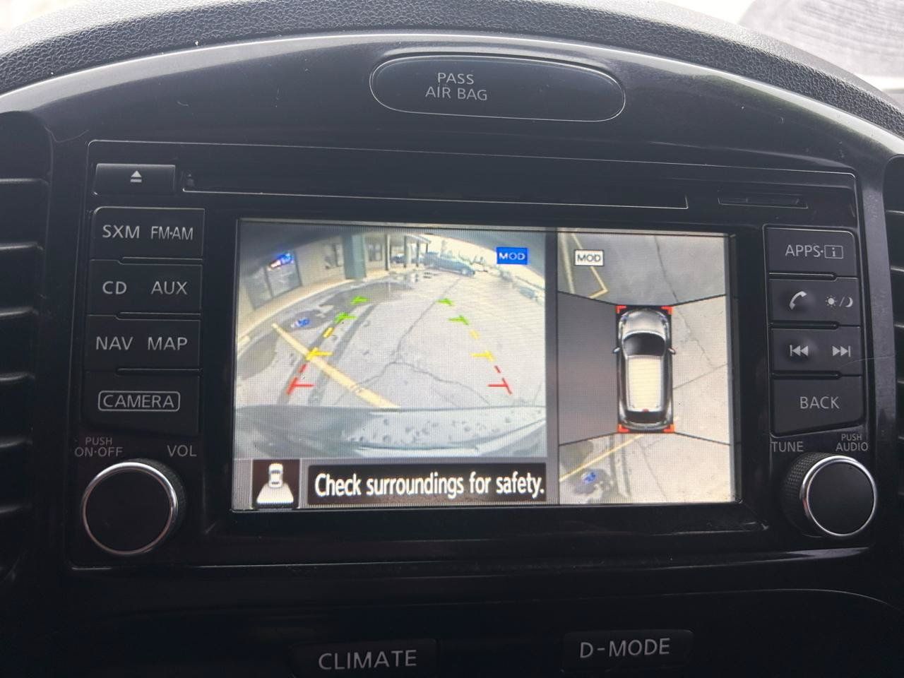 Used 2015 Nissan Juke NISMO FWD image 24