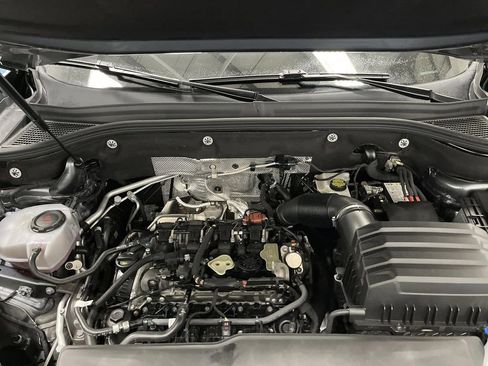 Used 2024 Volkswagen Atlas SE image 38