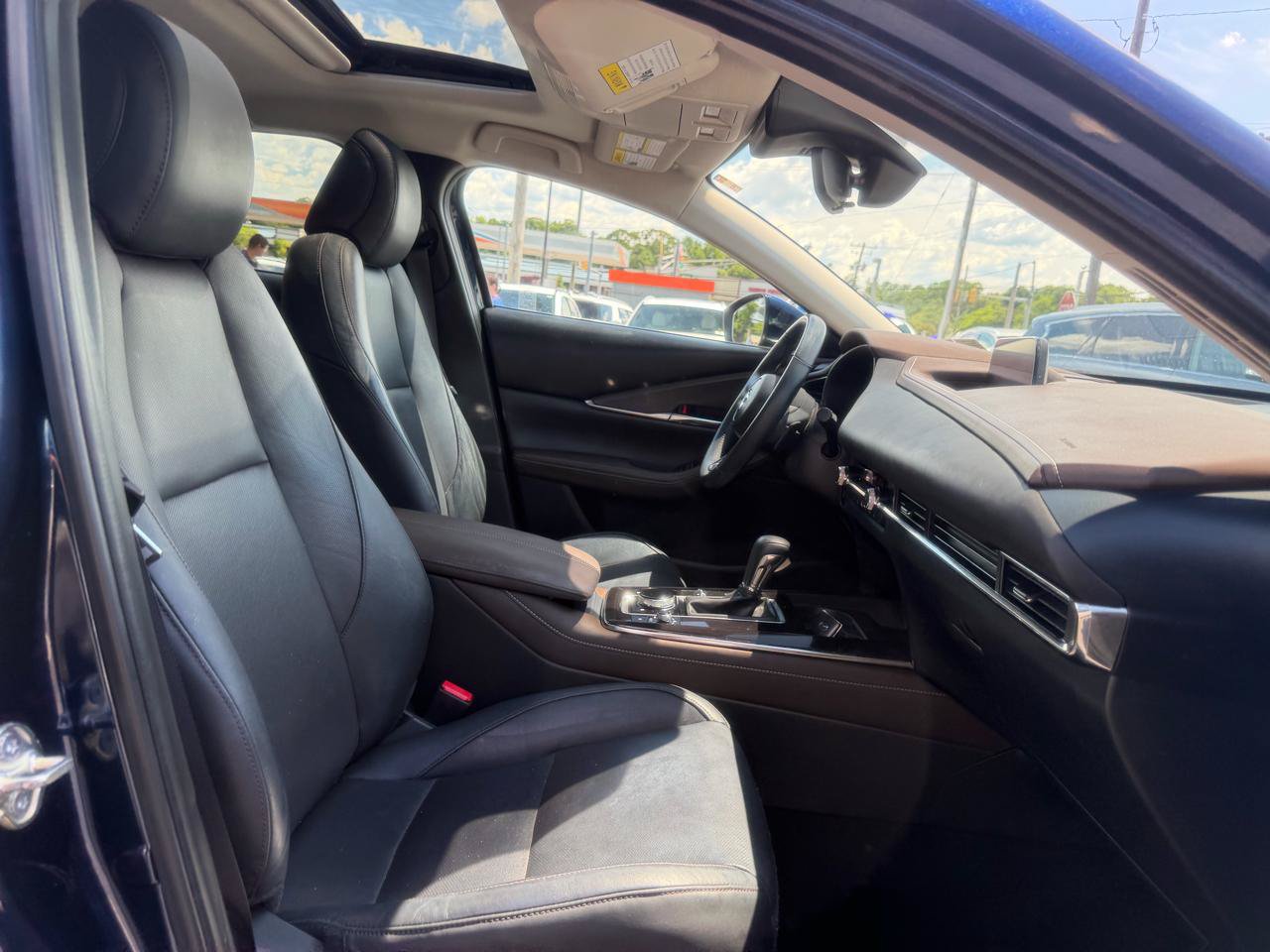 Used 2020 MAZDA CX-30 AWD w/ Premium Package image 23