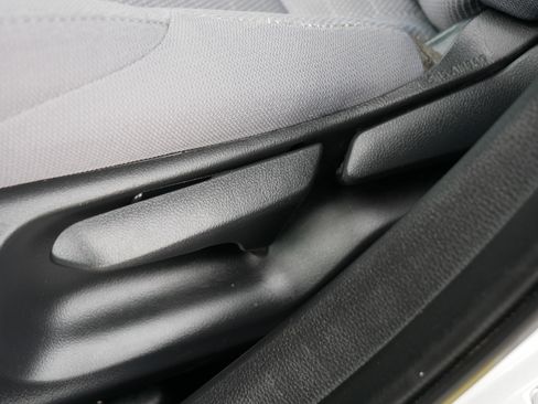 Used 2023 Toyota Corolla SE w/ SE Premium Package image 20