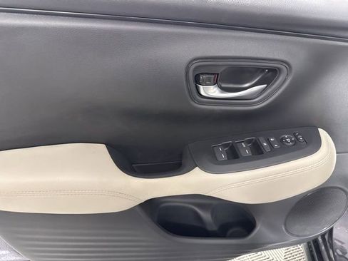 New 2026 Honda HR-V LX image 15