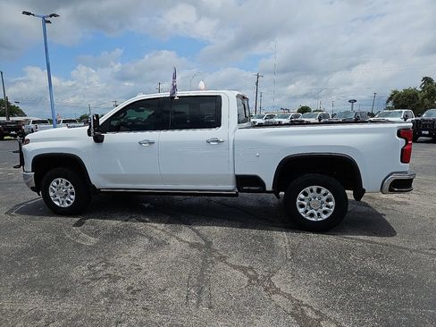 Used 2024 Chevrolet Silverado 2500 LTZ w/ LTZ Premium Texas Edition AWD/4WD image 3