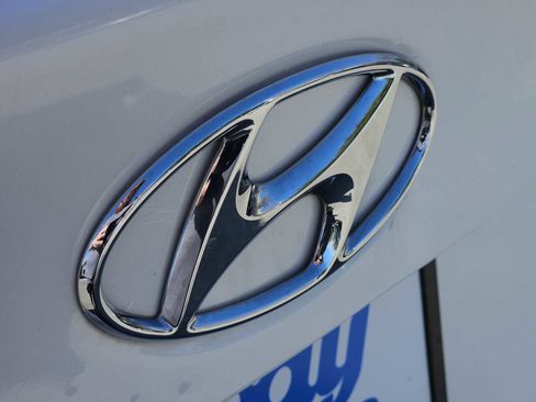 Used 2021 Hyundai Accent SE image 10