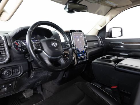 Used 2020 RAM 1500 Laramie image 13